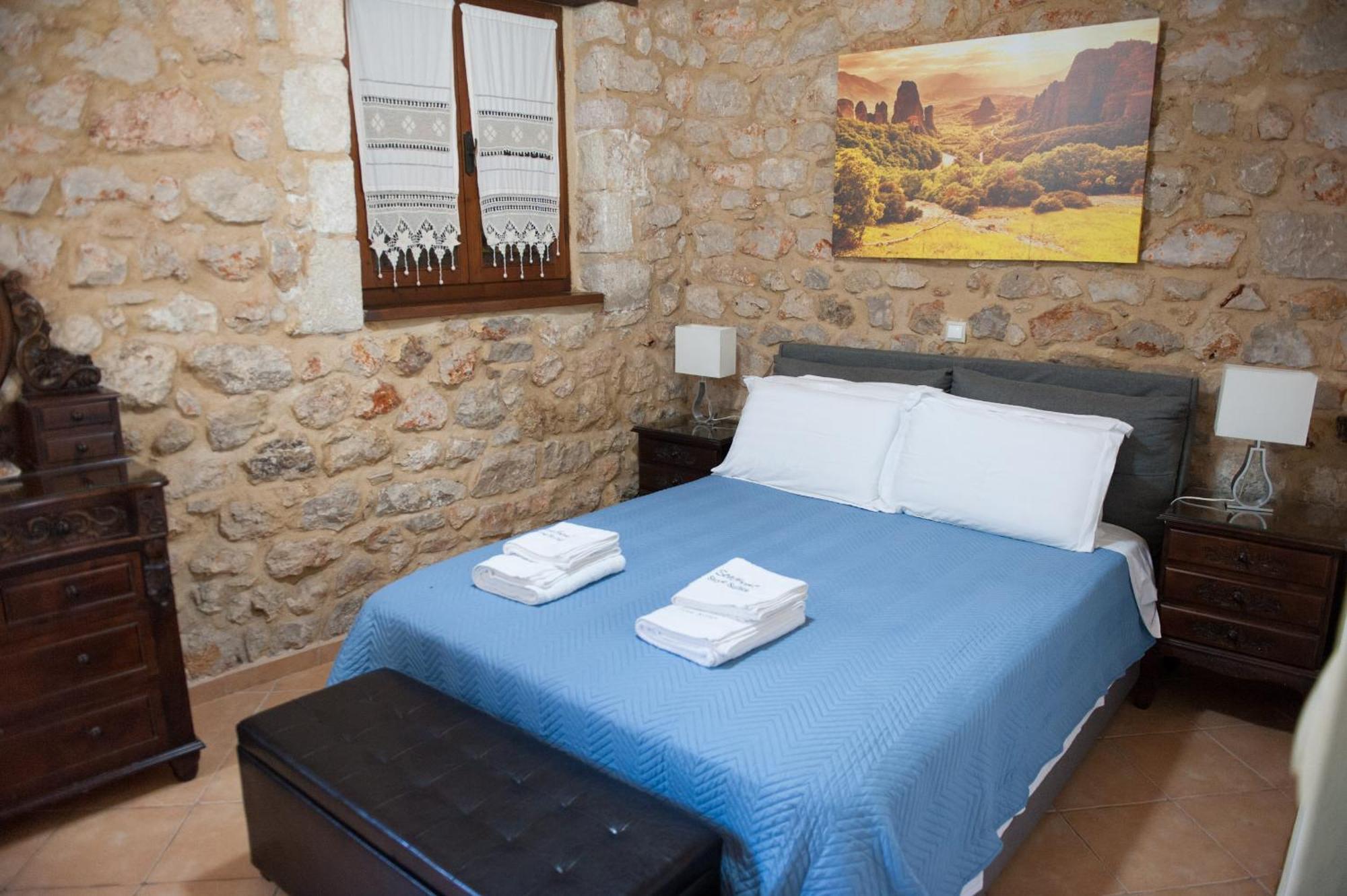 Seafront Stone Suites Vonitsa Exterior foto