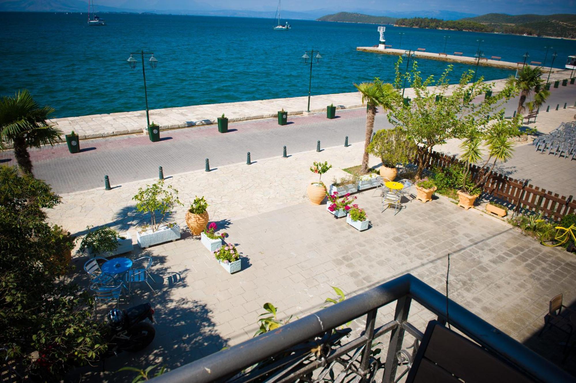 Seafront Stone Suites Vonitsa Exterior foto